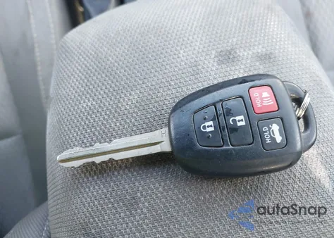 2015 Toyota Corolla Le из США, поврежденный, VIN 2T1BURHEXFC303352